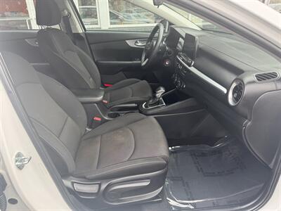 2022 Kia Forte LXS - Photo 15 - Frederick, MD 21702