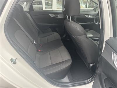2022 Kia Forte LXS - Photo 17 - Frederick, MD 21702