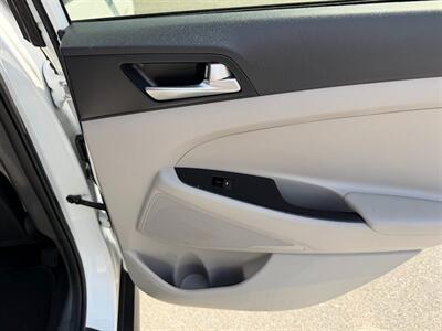 2019 Hyundai TUCSON SE   - Photo 24 - Frederick, MD 21702