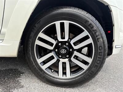 2014 Toyota 4Runner Limited   - Photo 39 - Frederick, MD 21702
