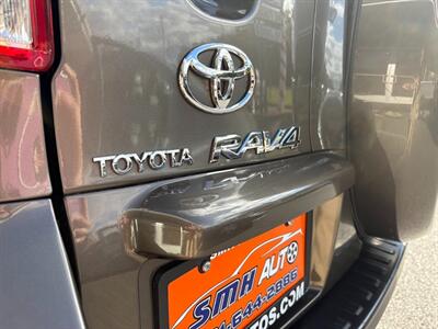 2009 Toyota RAV4   - Photo 14 - Frederick, MD 21702