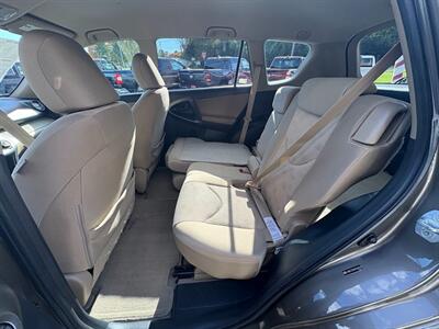 2009 Toyota RAV4   - Photo 32 - Frederick, MD 21702