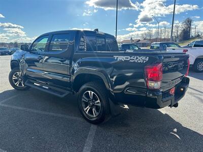 2016 Toyota Tacoma TRD Sport   - Photo 7 - Frederick, MD 21702