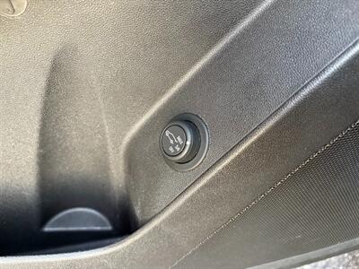 2019 Chevrolet Equinox LT   - Photo 32 - Frederick, MD 21702