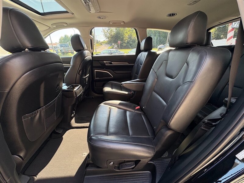 2020 Kia Telluride S photo 12