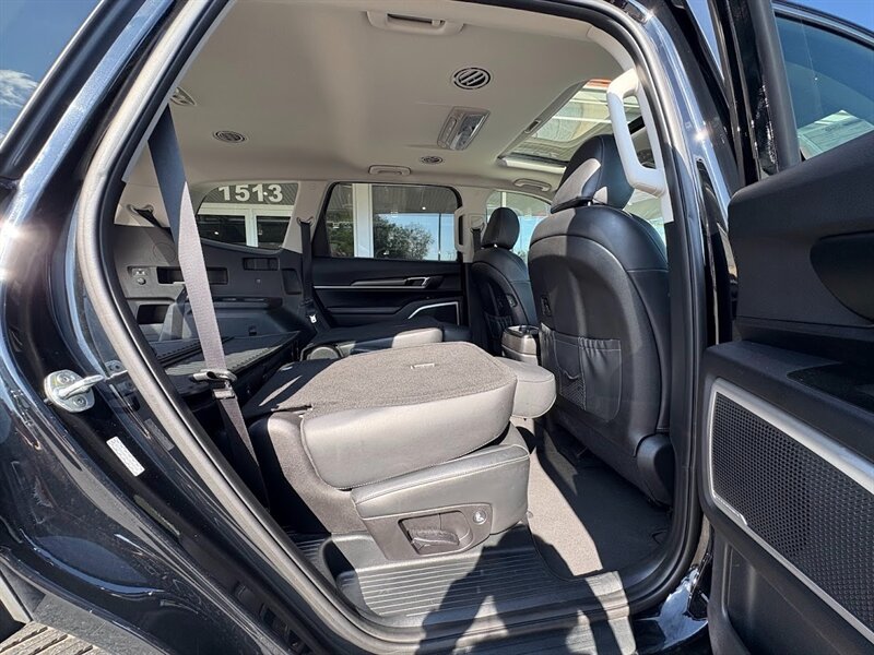 2020 Kia Telluride S photo 34