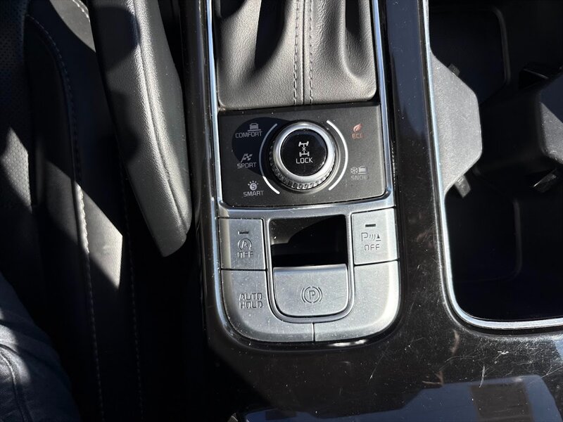 2020 Kia Telluride S photo 55