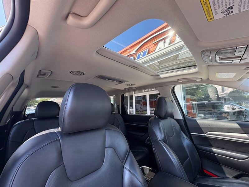 2020 Kia Telluride S photo 23
