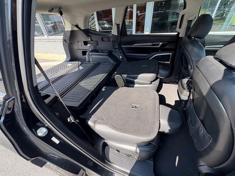 2020 Kia Telluride S photo 35