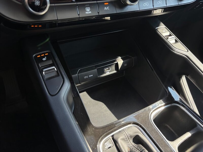 2020 Kia Telluride S photo 16