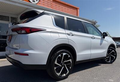 2022 Mitsubishi Outlander ES   - Photo 43 - Frederick, MD 21702