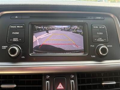 2017 Kia Optima LX   - Photo 4 - Frederick, MD 21702