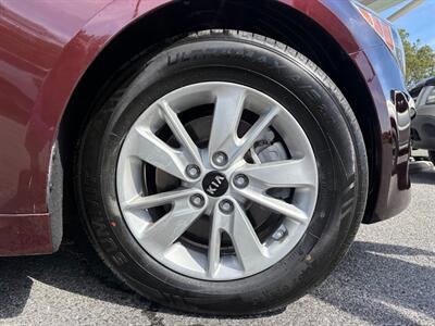 2017 Kia Optima LX   - Photo 46 - Frederick, MD 21702