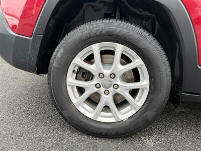 2017 Jeep Cherokee Latitude   - Photo 35 - Frederick, MD 21702