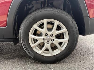 2017 Jeep Cherokee Latitude   - Photo 33 - Frederick, MD 21702