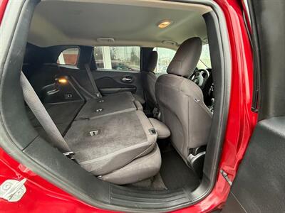 2017 Jeep Cherokee Latitude   - Photo 25 - Frederick, MD 21702