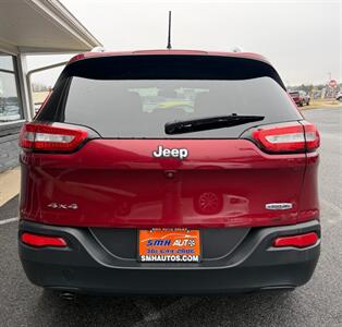 2017 Jeep Cherokee Latitude   - Photo 14 - Frederick, MD 21702