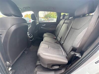 2019 Hyundai SANTA FE SE 2.4L   - Photo 12 - Frederick, MD 21702