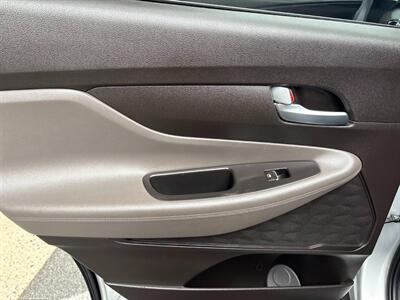 2019 Hyundai SANTA FE SE 2.4L   - Photo 11 - Frederick, MD 21702