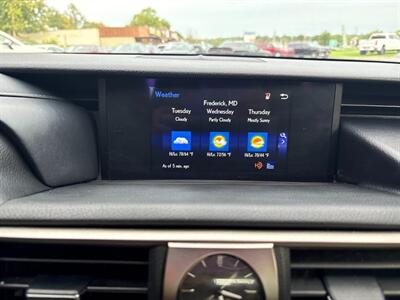 2017 Lexus IS 300   - Photo 62 - Frederick, MD 21702