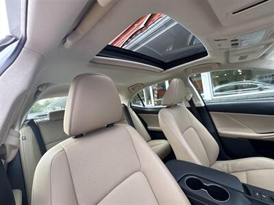 2017 Lexus IS 300   - Photo 40 - Frederick, MD 21702