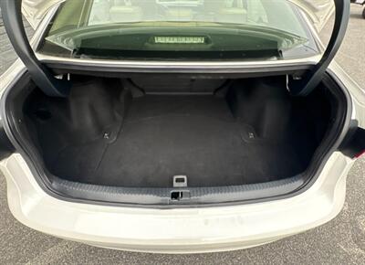 2017 Lexus IS 300   - Photo 31 - Frederick, MD 21702