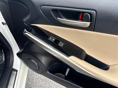 2017 Lexus IS 300   - Photo 38 - Frederick, MD 21702
