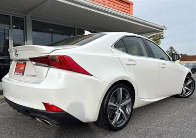 2017 Lexus IS 300   - Photo 48 - Frederick, MD 21702