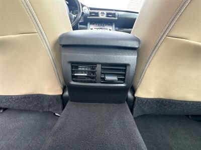 2017 Lexus IS 300   - Photo 30 - Frederick, MD 21702