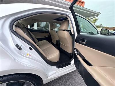 2017 Lexus IS 300   - Photo 35 - Frederick, MD 21702