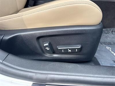 2017 Lexus IS 300   - Photo 45 - Frederick, MD 21702