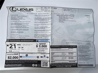 2017 Lexus IS 300   - Photo 17 - Frederick, MD 21702