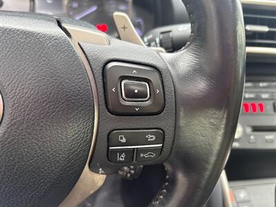 2017 Lexus IS 300   - Photo 20 - Frederick, MD 21702