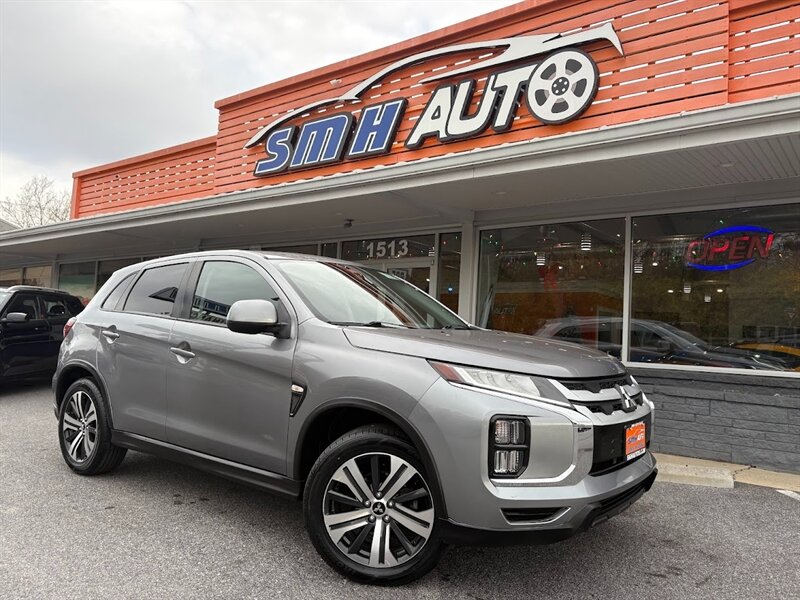 2020 Mitsubishi Outlander Sport ES's photo