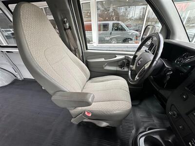 2013 GMC Savana 2500   - Photo 14 - Frederick, MD 21702