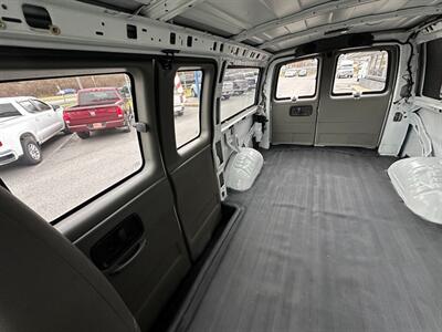 2013 GMC Savana 2500   - Photo 15 - Frederick, MD 21702