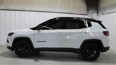 2023 Jeep Compass Altitude - Photo 5 - Magnolia, AR 71753