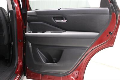 2024 Nissan Pathfinder Platinum - Photo 5 - Magnolia, AR 71753