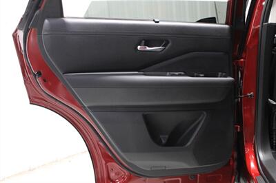 2024 Nissan Pathfinder Platinum - Photo 9 - Magnolia, AR 71753