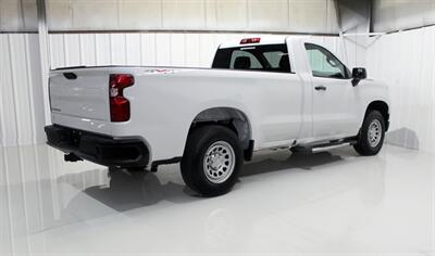 2022 Chevrolet Silverado 1500 Work Truck   - Photo 5 - Magnolia, AR 71753