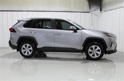 2025 Toyota RAV4 LE - Photo 2 - Magnolia, AR 71753