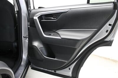 2025 Toyota RAV4 LE - Photo 12 - Magnolia, AR 71753
