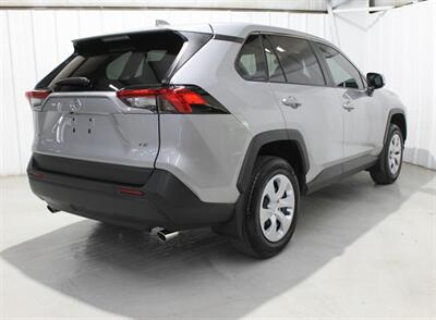 2025 Toyota RAV4 LE - Photo 9 - Magnolia, AR 71753