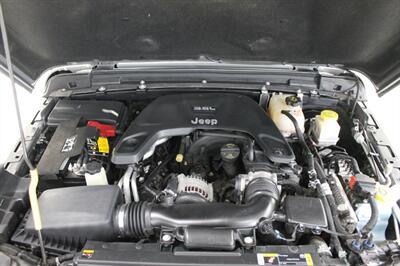 2021 Jeep Gladiator Overland   - Photo 24 - Magnolia, AR 71753
