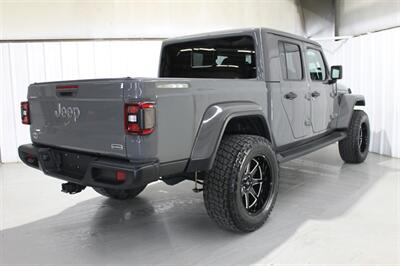 2021 Jeep Gladiator Overland   - Photo 9 - Magnolia, AR 71753