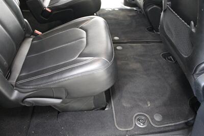 2025 Chrysler Pacifica Select   - Photo 14 - Magnolia, AR 71753
