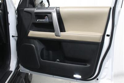 2017 Toyota 4Runner SR5 - Photo 17 - Magnolia, AR 71753