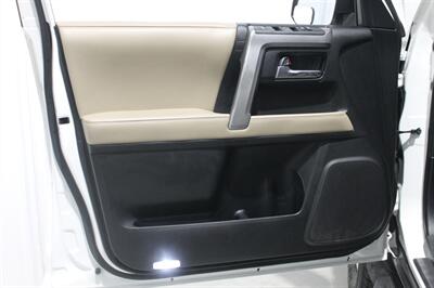 2017 Toyota 4Runner SR5 - Photo 21 - Magnolia, AR 71753