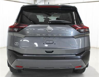 2023 Nissan Rogue SV - Photo 9 - Magnolia, AR 71753