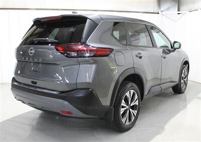 2023 Nissan Rogue SV - Photo 8 - Magnolia, AR 71753